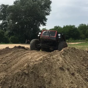 Off Road élményvezetés - Image 5