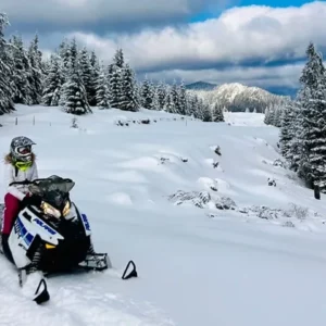 Motoros hószán túrák