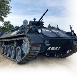 SAURER 4K 4FA harckocsi vezetés
